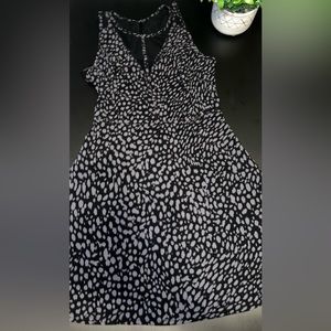 GUESS New York Black Polka dot Dress Size 6 GUC
